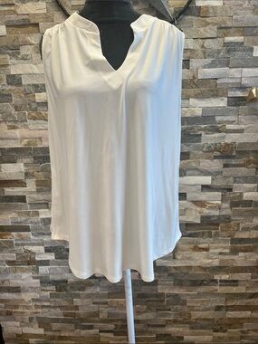 white birch white V-Neck Sleeveless Blouse